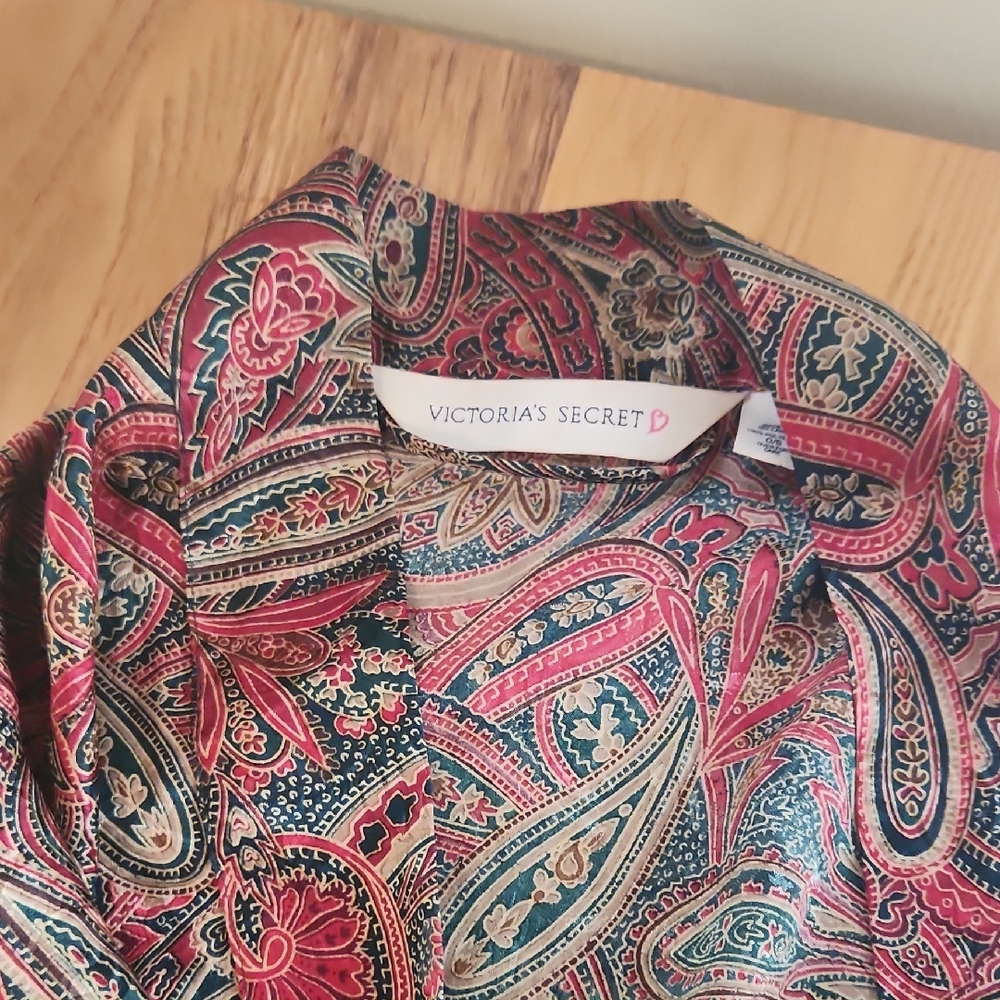 Victoria's Secret Multicolor Robe